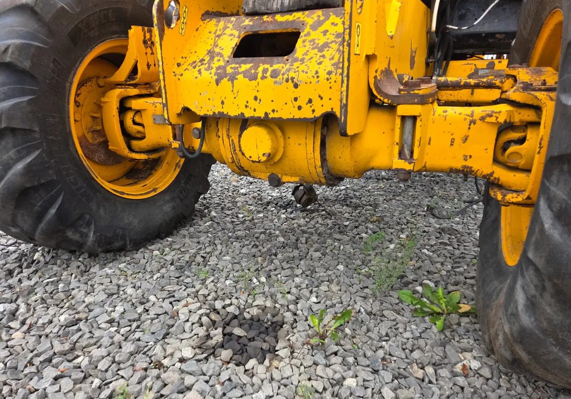 Most przedni i tylny JCB