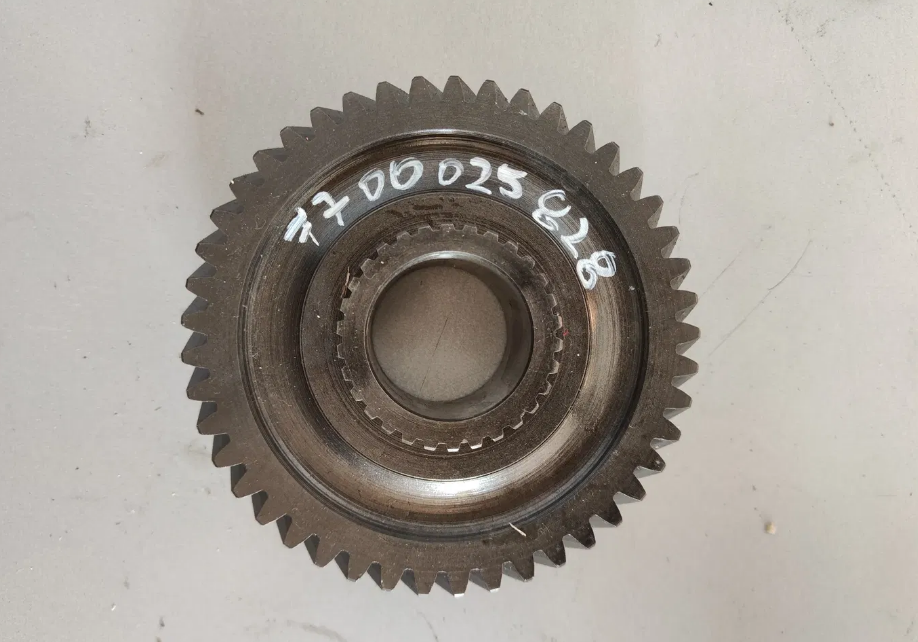 Koło Zębate przystawki przedniego napędu orginal Renault z45
