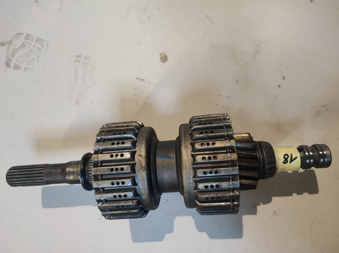 kosz sprzęgła skrzyni biegów Deutz-fahr